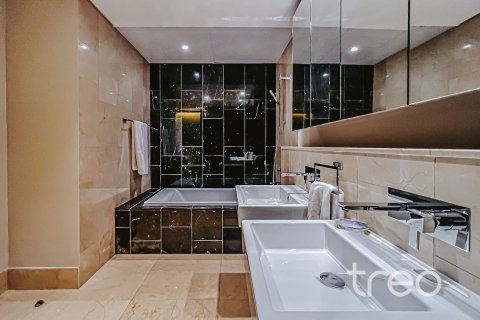Huoneisto Palm Jumeirah, Dubai, Arabiemiraatit 3 makuuhuonetta, 15.14 m2 № 734009 - kuva 7