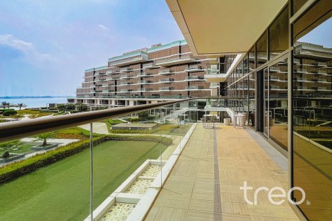 Huoneisto Palm Jumeirah, Dubai, Arabiemiraatit 3 makuuhuonetta, 15.14 m2 № 734009 - kuva 2