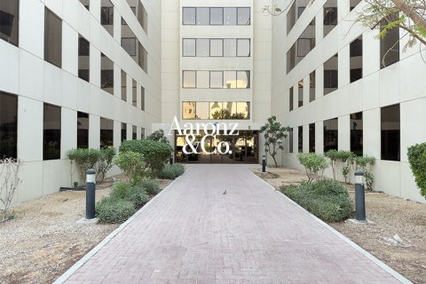Zyrë në Dubai Investment Park, Emiratet e Bashkuara Arabe 4015 m2. № 718689 - Foto 19