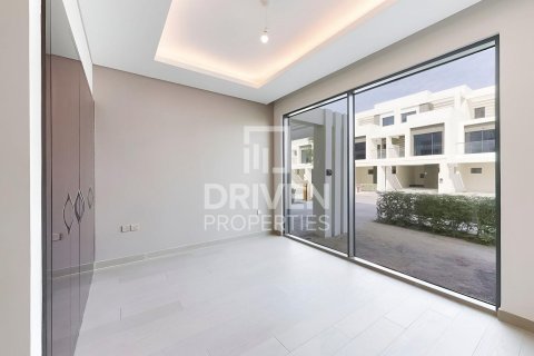 Townhouse in DAMAC Hills (Akoya by DAMAC), Dubai, UAE 7 bedrooms, 364 sq.m. № 682853 - photo 10