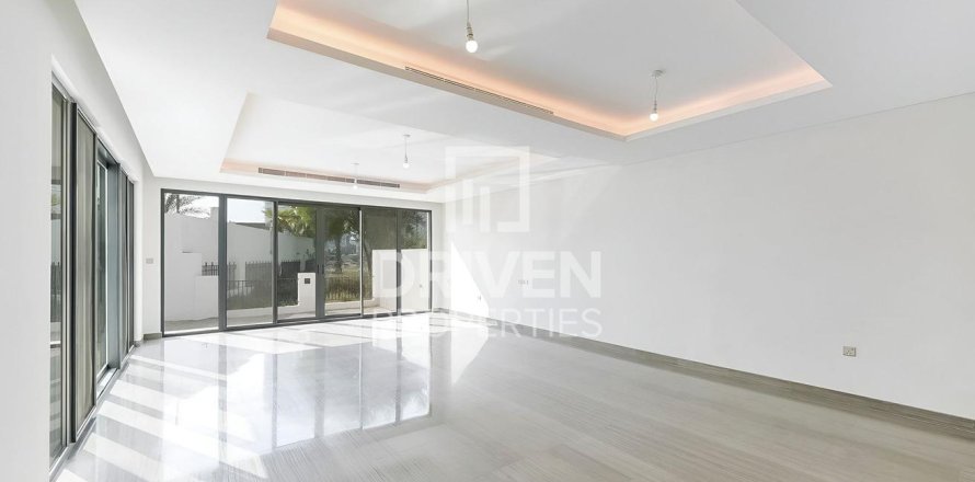 Townhouse in DAMAC Hills (Akoya by DAMAC), Dubai, UAE 7 bedrooms, 364 sq.m. № 682853