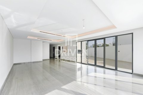 Townhouse in DAMAC Hills (Akoya by DAMAC), Dubai, UAE 7 bedrooms, 364 sq.m. № 682853 - photo 4