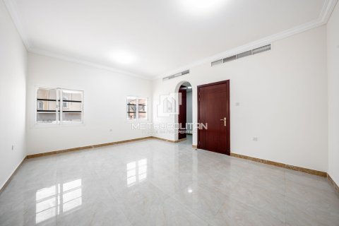 Villa te huur in Al Barsha, Dubai, VAE 9 slaapkamers, 762 vr.m., nr 664362 - foto 4