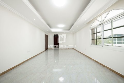 Villa te huur in Al Barsha, Dubai, VAE 9 slaapkamers, 762 vr.m., nr 664362 - foto 11