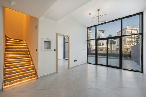 Appartement te huur in Al Jaddaf, Dubai, VAE 3 slaapkamers, 192 vr.m., nr 711251 - foto 2