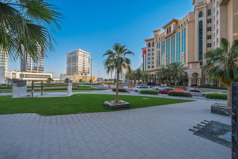 Appartement te huur in Al Jaddaf, Dubai, VAE 3 slaapkamers, 192 vr.m., nr 711251 - foto 23