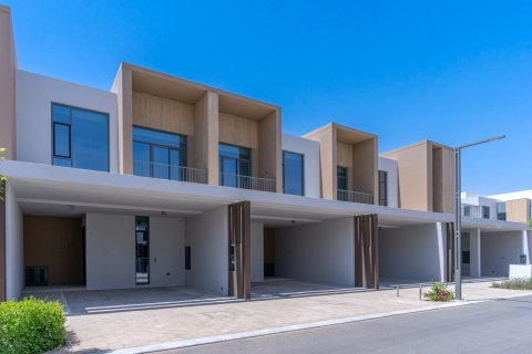 Kamienica do wynajęcia w Arabian Ranches 3, Dubai, ZEA 3 sypialnie, 135 mkw., nr 711247 - zdjęcie 1
