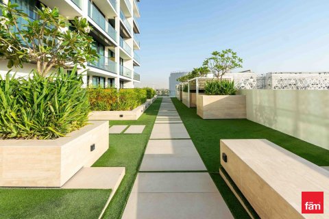 Apartment til salg i Dubai, UAE 2 soveværelser, 100.4 kvm № 719057 - foto 16