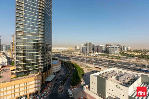 Apartment til salg i Dubai, UAE 2 soveværelser, 100.4 kvm № 719057 - foto 15