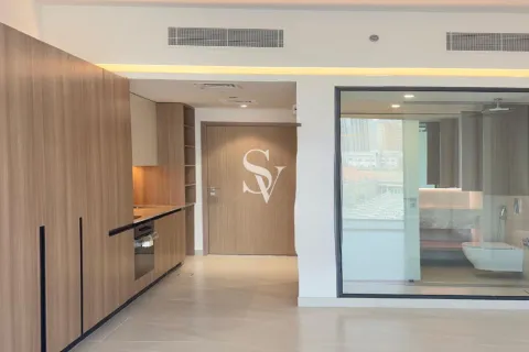 Appartamento in vendita a Jumeirah Village Circle, Dubai, EAU 44 mq. № 732198 - foto 2