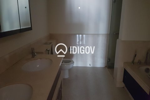 Appartement te huur in Dubai, VAE 2 slaapkamers, 155.98 vr.m., nr 735681 - foto 4