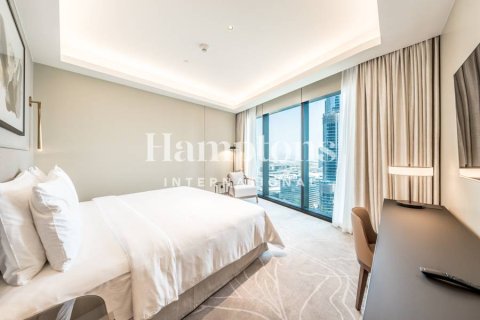 Huoneisto Downtown Dubai (Downtown Burj Dubai), Arabiemiraatit 3 makuuhuonetta, 156.07982709 m2 № 651578 - kuva 2
