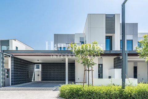 Radhus uthyres i Arabian Ranches 3, Dubai, UAE 4 sovrum, 227.13947373 kvm Nr. 651573 - fotografi 27