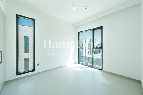 Radhus uthyres i Arabian Ranches 3, Dubai, UAE 4 sovrum, 227.13947373 kvm Nr. 651573 - fotografi 11