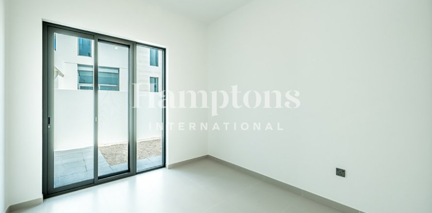 Casa urbana em Arabian Ranches 3, Dubai, EAU 4 quartos, 227.139 m2 № 651573