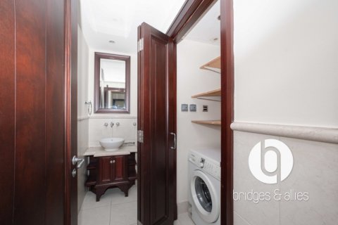 Apartment sa Old Town, Dubai, UAE 2 silid-tulugan, 112 sq.m. № 697369 - larawan 23