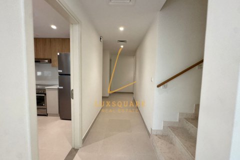 Dubai South (Dubai World Central)、Dubai、UAE にあるヴィラの賃貸物件 4ベッドルーム、323 m2、No697354 - 写真 14