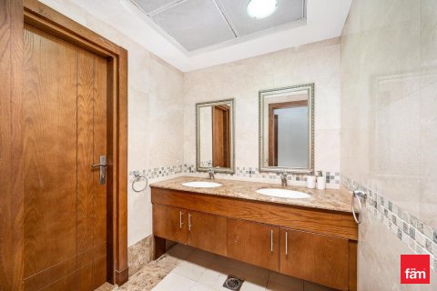 Penthouse v Dubai Marina, SAE 5 spální, 555 m2 č. 644945 - Fotografia 14