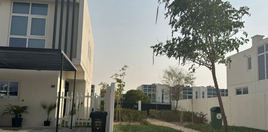 Villa i Dubai, Emiratene 3 soverom, 174.7 kvm nr. 689286