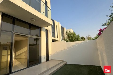 Villa til salgs i Dubai, Emiratene 3 soverom, 174.7 kvm Nr. 689286 - Foto 13