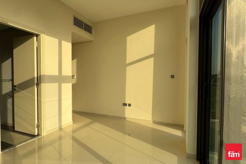 Villa til salgs i Dubai, Emiratene 3 soverom, 174.7 kvm Nr. 689286 - Foto 11