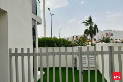Villa til salgs i Dubai, Emiratene 3 soverom, 174.7 kvm Nr. 689286 - Foto 17