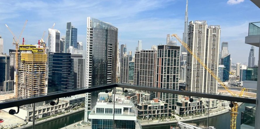 Lakás itt: Business Bay, Dubai, EAE, 1 hálószoba, 93.1 m², azonosító: 689285