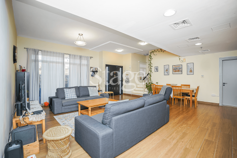 Duplex u gradu Jumeirah Village Circle, Dubai, UAE 2 spavaće sobe, 184 m2 Br. 639051 - Slika 4