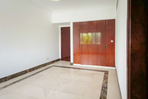 Villa te huur in Meadows, Dubai, VAE 6 slaapkamers, 618.73 vr.m., nr 750280 - foto 4