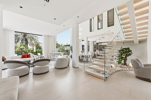Вилла Jumeirah Islands, Дубай, БАӘ-да 5 жатын бөлмелер, 1131.63 м² № 750285 - фото 8
