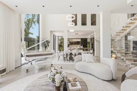 Вилла Jumeirah Islands, Дубай, БАӘ-да 5 жатын бөлмелер, 1131.63 м² № 750285 - фото 7