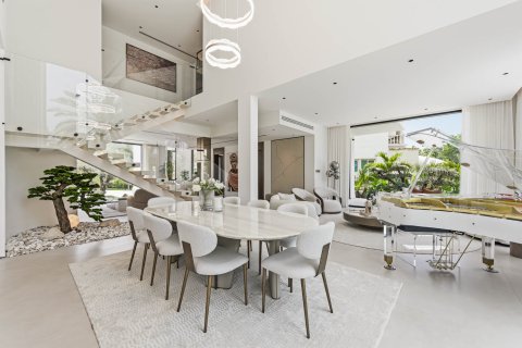 Вилла Jumeirah Islands, Дубай, БАӘ-да 5 жатын бөлмелер, 1131.63 м² № 750285 - фото 5