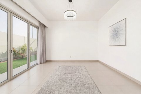 Arabian Ranches 2, Dubai, BAE’de kiralık sıra ev 4 yatak odası, 238.58 m&sup2; No 750284 - fotoğraf 2