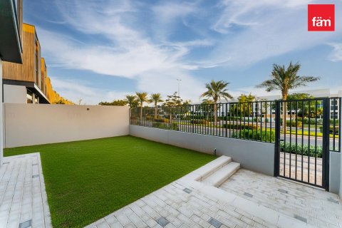Townhouse de închiriat în Dubai, EAU 4 dormitoare, 279.8 mp.  №678237 - poză 13