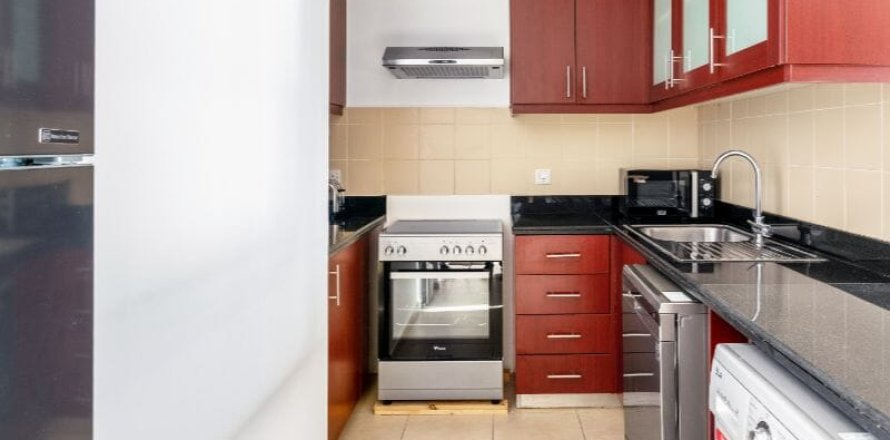 Apartment in Jumeirah Beach Residence, Dubai, UAE 1 bedroom, 72 sq.m. № 713695