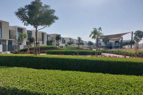 Villa te huur in Jumeirah Village Triangle, Dubai, VAE 3 slaapkamers, 189.15050800 vr.m., nr 651519 - foto 18