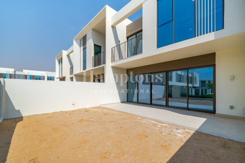 Villa te huur in Jumeirah Village Triangle, Dubai, VAE 3 slaapkamers, 189.15050800 vr.m., nr 651519 - foto 17