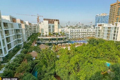 Dubai、UAEにあるマンション 2ベッドルーム、77 m2 No707967