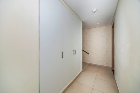 Lakás itt: Mirdif, Dubai, EAE, 3 hálószoba, 169 m², azonosító: 707972 - fénykép 10