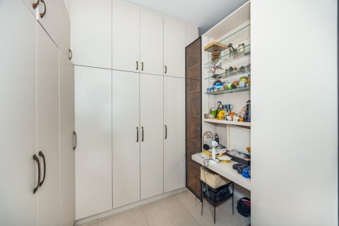 Lakás itt: Mirdif, Dubai, EAE, 3 hálószoba, 169 m², azonosító: 707972 - fénykép 24