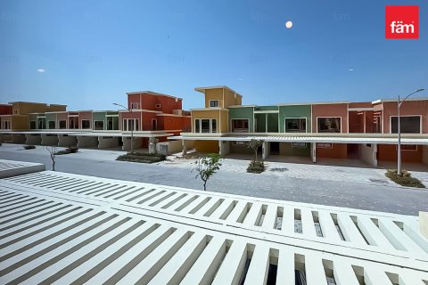 Dubai, UAE의 임대용 타운하우스 침실 4개, 211.4제곱미터 번호 738586 - 사진 26