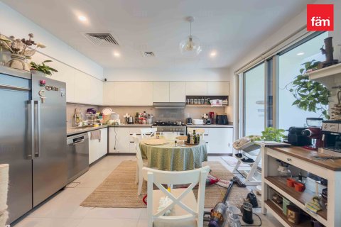 Villa à louer à Dubai, EAU 3 chambres, 159.2 m2 № 738587 - photo 6