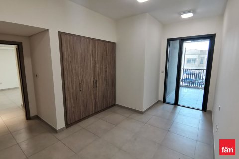 Lägenhet till försäljning i Mirdif, Dubai, UAE 2 sovrum, 134.4 kvm Nr. 687269 - fotografi 9