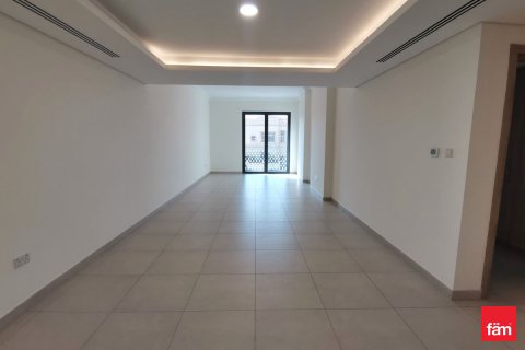 Lägenhet till försäljning i Mirdif, Dubai, UAE 2 sovrum, 134.4 kvm Nr. 687269 - fotografi 3