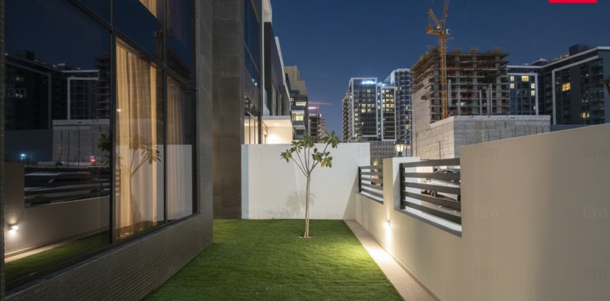 Rekkehus i Dubai, Emiratene 4 soverom, 201.9 kvm nr. 687267