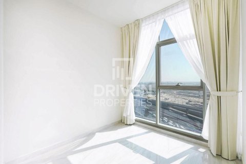 Apartment til salg i Al Furjan, Dubai, UAE 3 soveværelser, 200.39 kvm № 761970 - foto 11