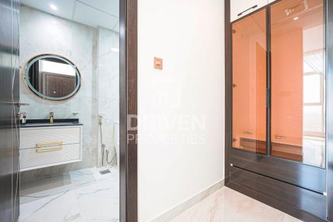 Apartment til salg i Al Furjan, Dubai, UAE 3 soveværelser, 200.39 kvm № 761970 - foto 16