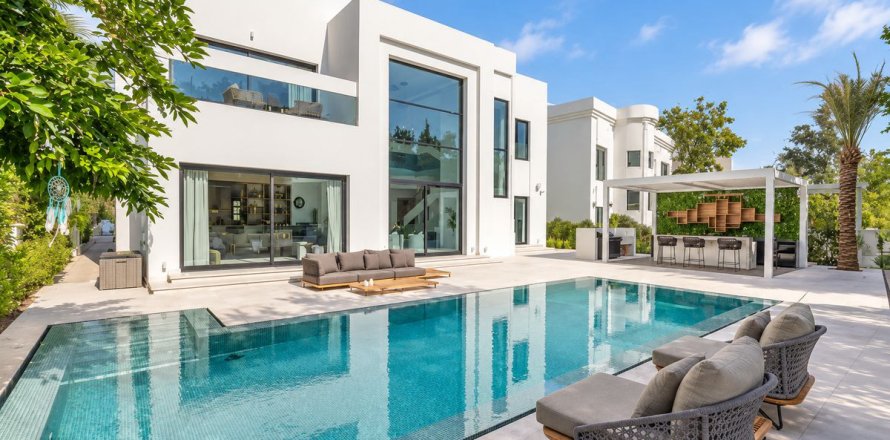 Вилла в Jumeirah Islands, Дубай, ОАЭ 4 спальни, 988.1м2 № 766616