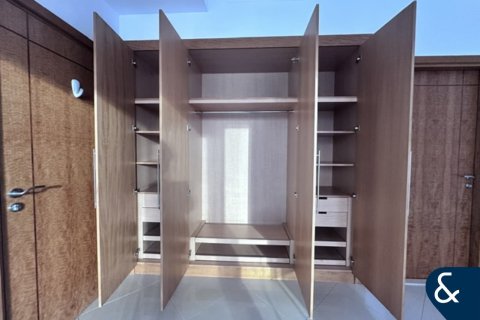 Пәтер Дубай Марина, Дубай, БАӘ-да 1 жатын бөлме, 110 м² № 671279 - фото 5