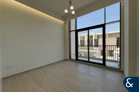 فيلا للإيجار في Dubai Sports City، دبي، الإمارات العربية المتحدة 4 غرفة نوم ، 343 متر مربع ، رقم 671276 - صورة 8